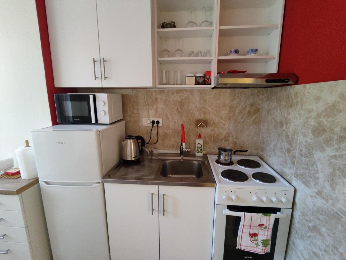 Bgholik Studio Apartment Belgrado Esterno foto