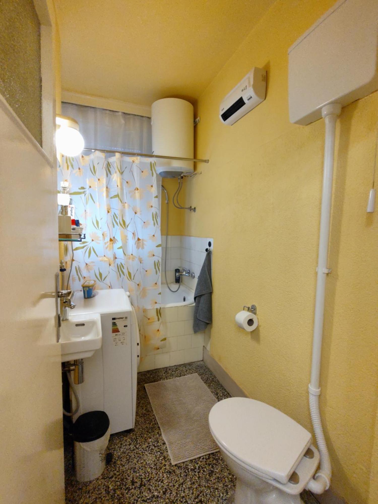 Bgholik Studio Apartment Belgrado Esterno foto